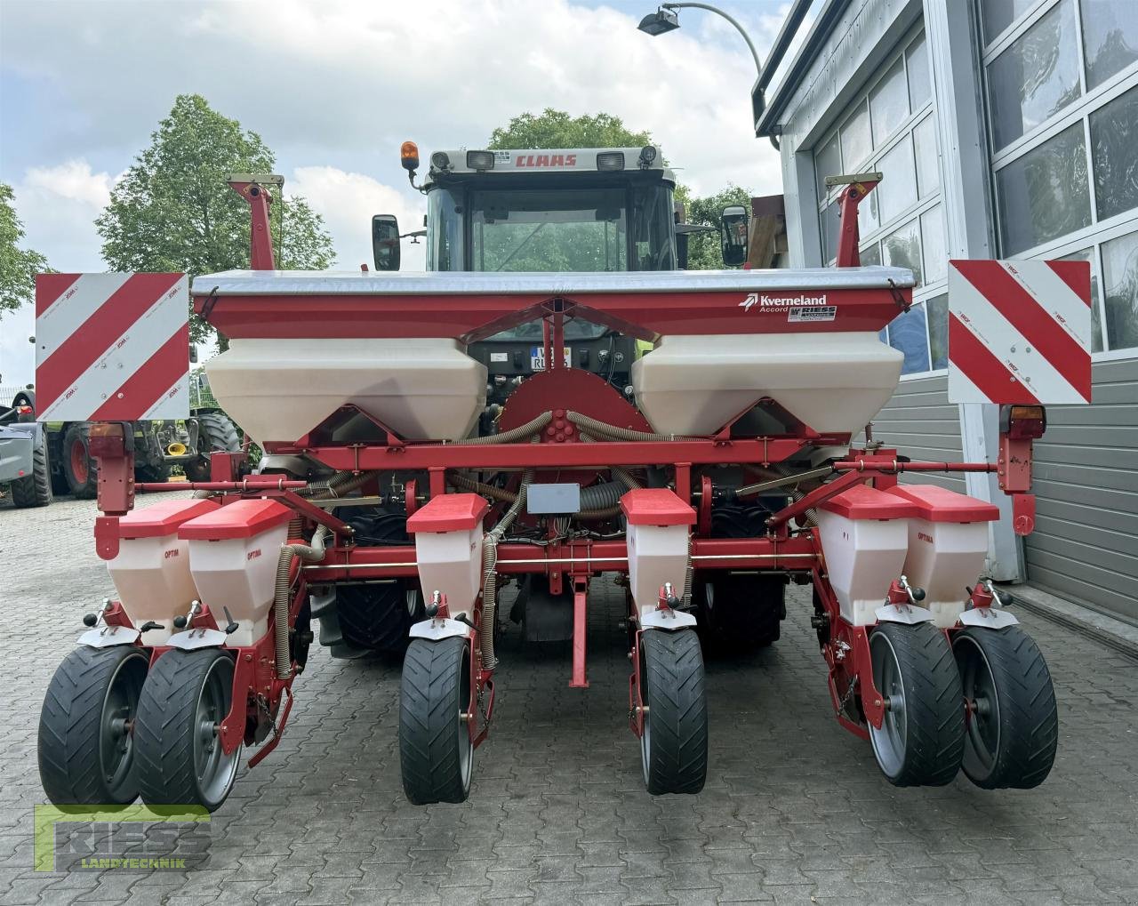 Einzelkornsägerät des Typs Kverneland OPTIMA 6 Reihig + Dünger  nur 350 HA, Gebrauchtmaschine in Homberg/Ohm - Maulbach (Bild 18)