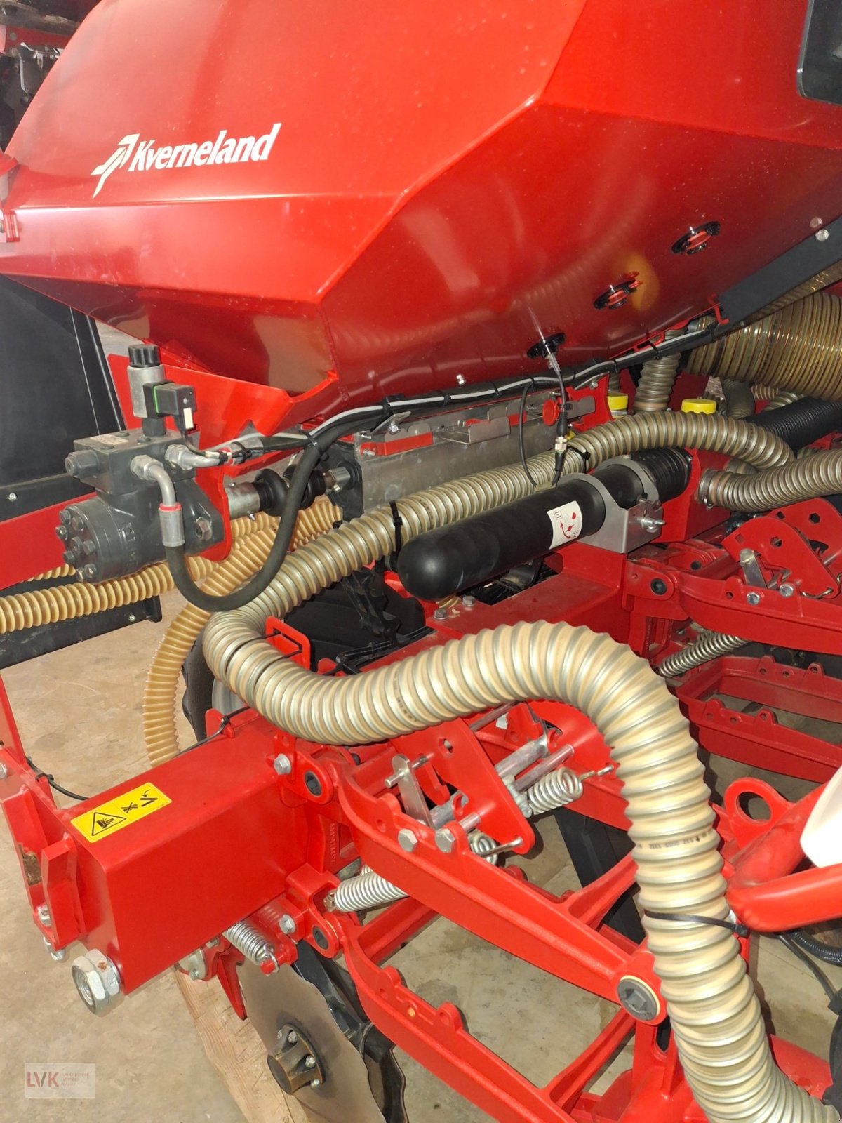 Einzelkornsägerät of the type Kverneland Optima eDrive, Gebrauchtmaschine in Weißenburg (Picture 4)