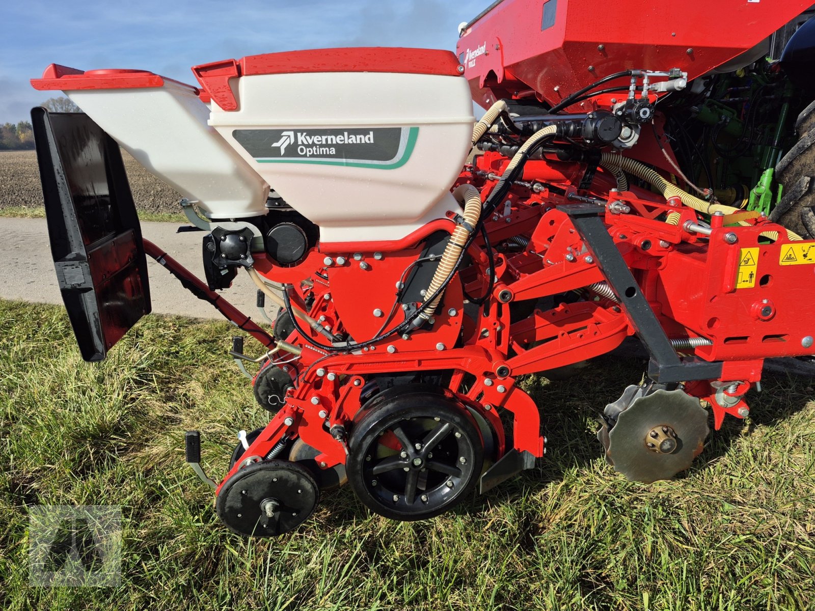 Einzelkornsägerät van het type Kverneland Optima eDrive, Gebrauchtmaschine in Langweid am Lech (Foto 9)