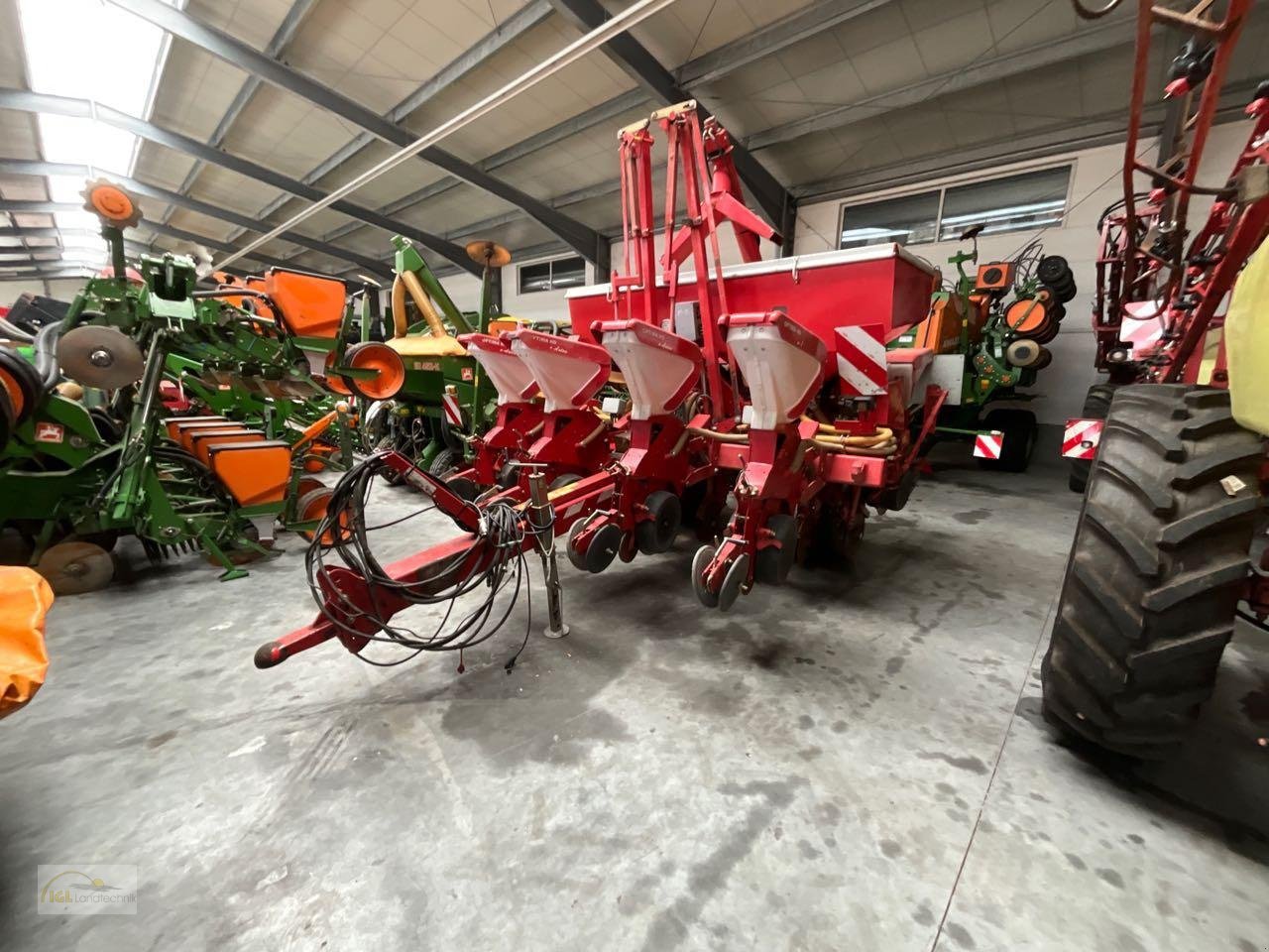 Einzelkornsägerät des Typs Kverneland Optima HD 8-reihig, Gebrauchtmaschine in Pfreimd (Bild 1)