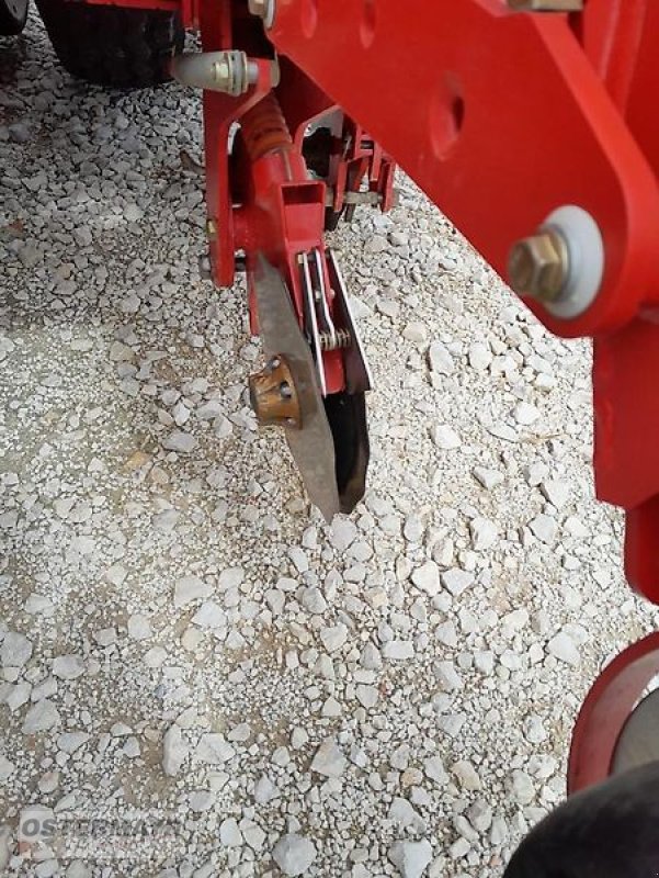 Einzelkornsägerät des Typs Kverneland Optima HD e-drive 8 Reihig, Gebrauchtmaschine in Rohr i .NB (Bild 7)