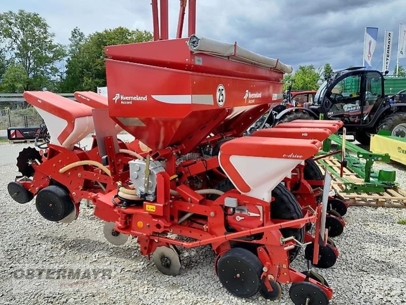 Einzelkornsägerät des Typs Kverneland Optima HD e-drive 8 Reihig, Gebrauchtmaschine in Rohr i .NB (Bild 4)