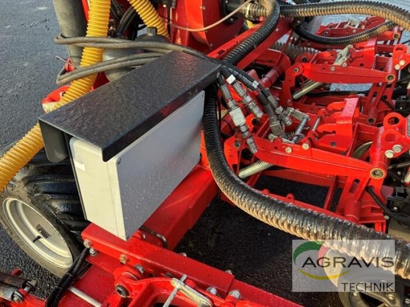 Einzelkornsägerät of the type Kverneland OPTIMA HD E-DRIVE inkl. Kverneland DF1 Fronttank, Gebrauchtmaschine in Meppen (Picture 17)