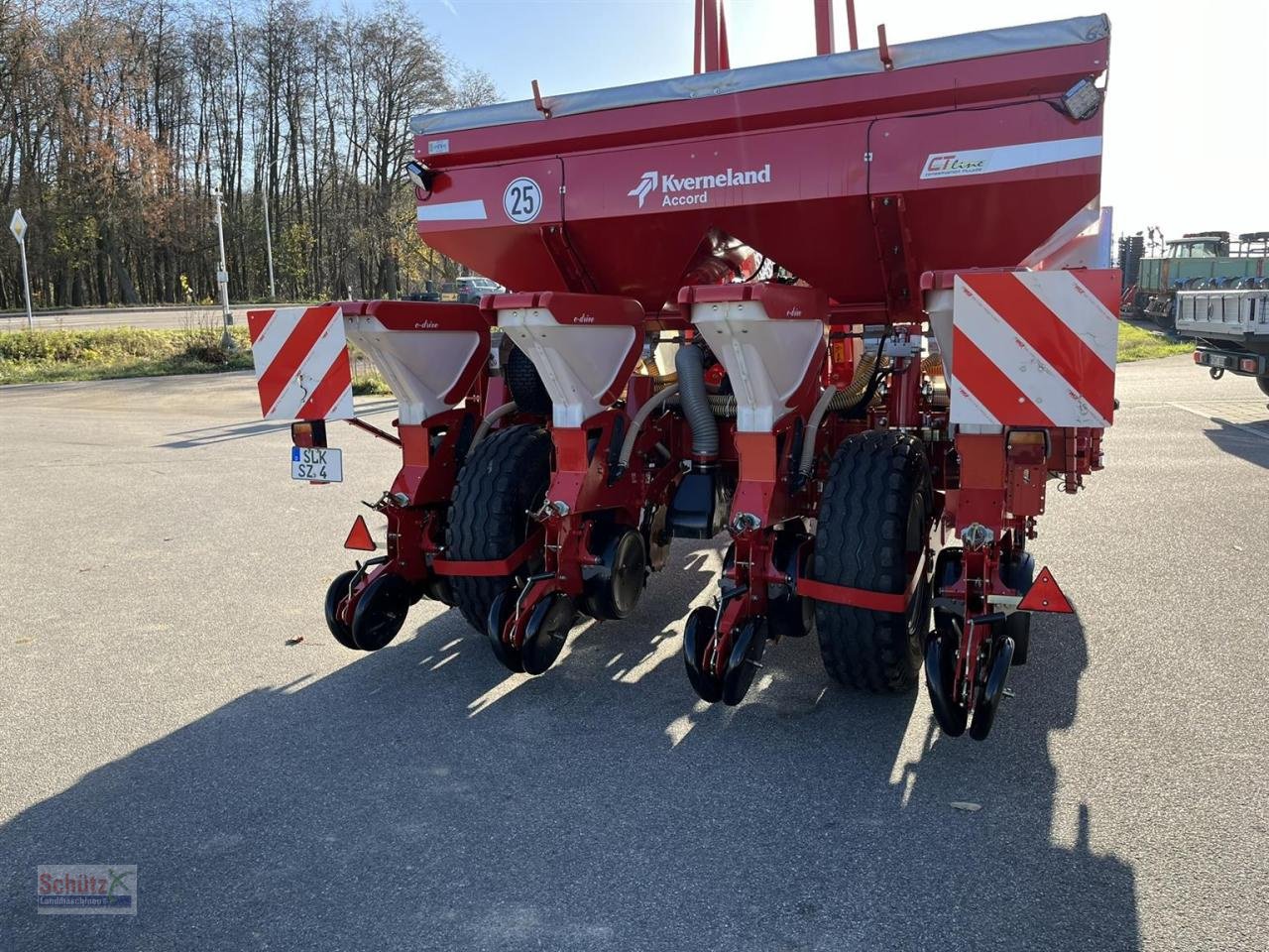 Einzelkornsägerät του τύπου Kverneland Optima HD e-Drive, Section Control, Düngeeinrichtung, 8-reihig, 75 cm, Gebrauchtmaschine σε Schierling (Φωτογραφία 7)