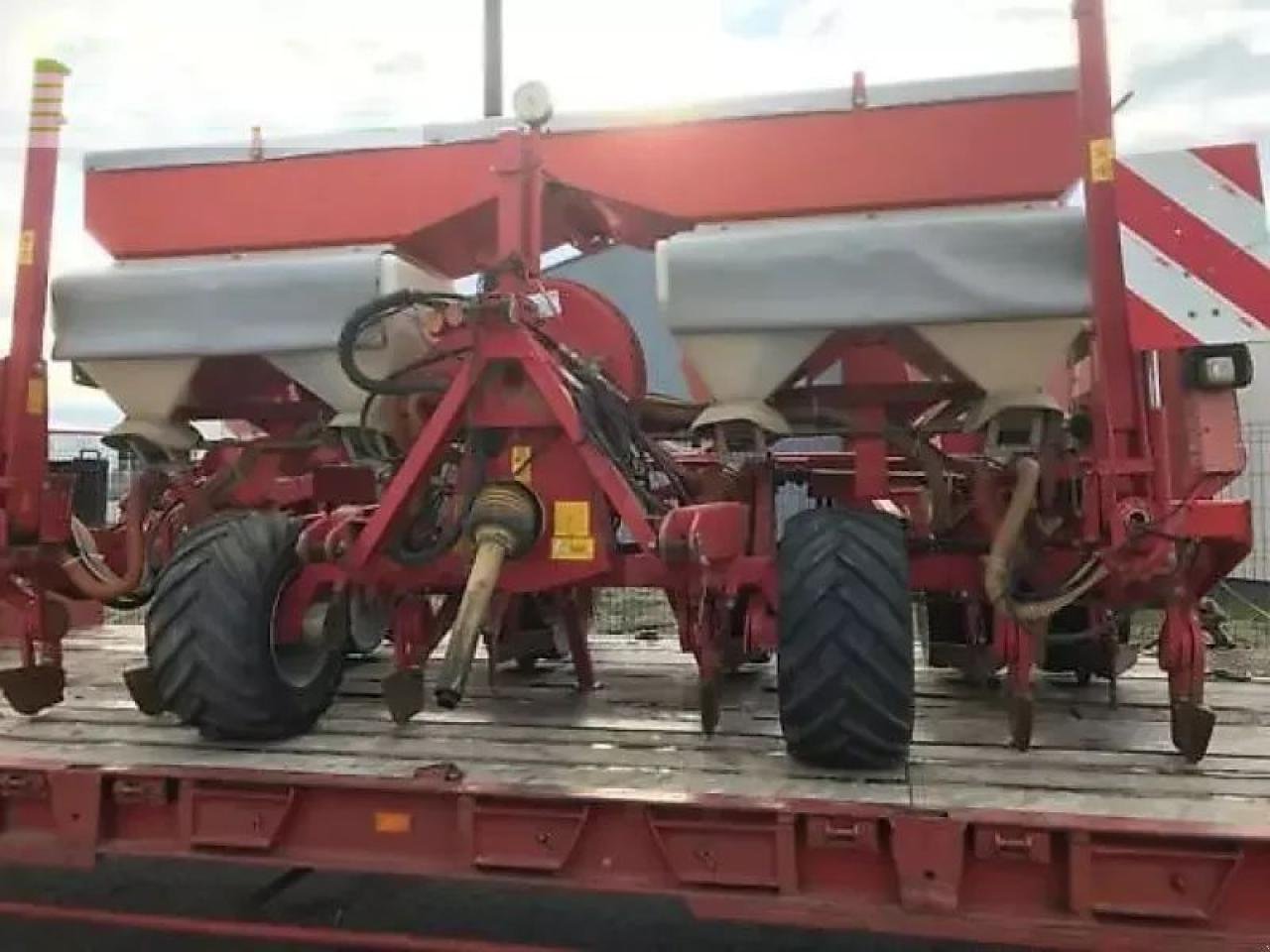 Einzelkornsägerät des Typs Kverneland optima hd e-drive, Gebrauchtmaschine in MONFERRAN (Bild 5)