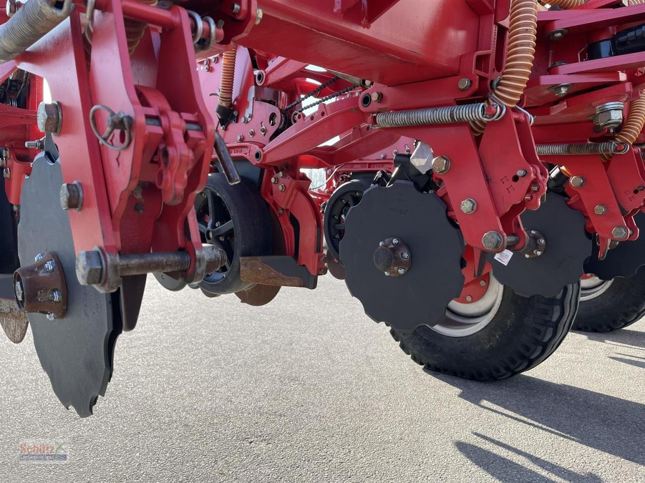 Einzelkornsägerät des Typs Kverneland Optima TF Profi 2, 8-reihig, mechanischer Antrieb, Düngeeinrichtung, 75 cm Reihenabstand, Gebrauchtmaschine in Schierling (Bild 8)
