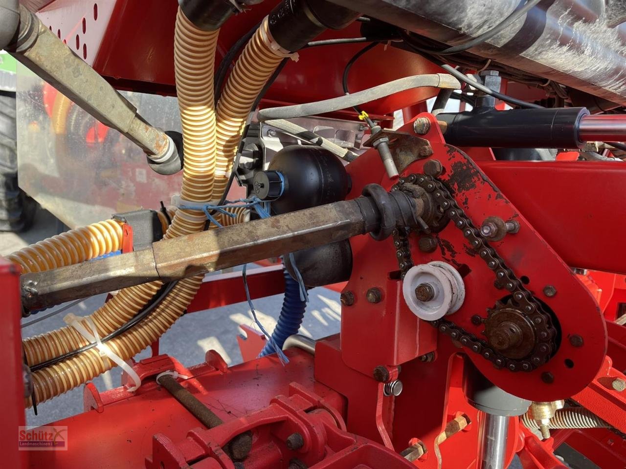 Einzelkornsägerät des Typs Kverneland Optima TF Profi 2, 8-reihig, mechanischer Antrieb, Düngeeinrichtung, 75 cm Reihenabstand, Gebrauchtmaschine in Schierling (Bild 14)