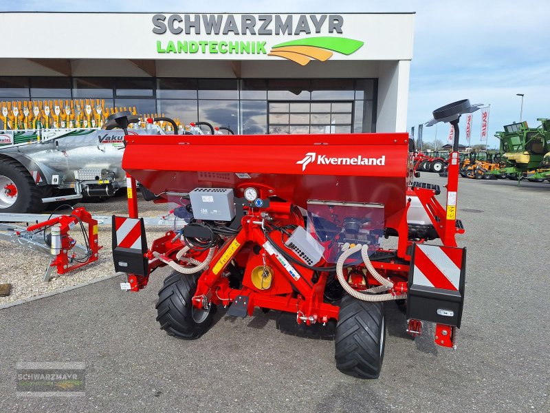 Einzelkornsägerät des Typs Kverneland Optima V 6-RHG, Neumaschine in Gampern (Bild 1)