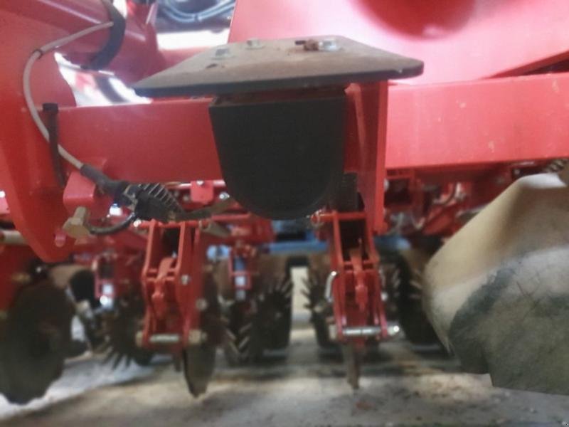Einzelkornsägerät of the type Kverneland OPTIMA V E-DRIVE, Gebrauchtmaschine in BRAY en Val (Picture 10)