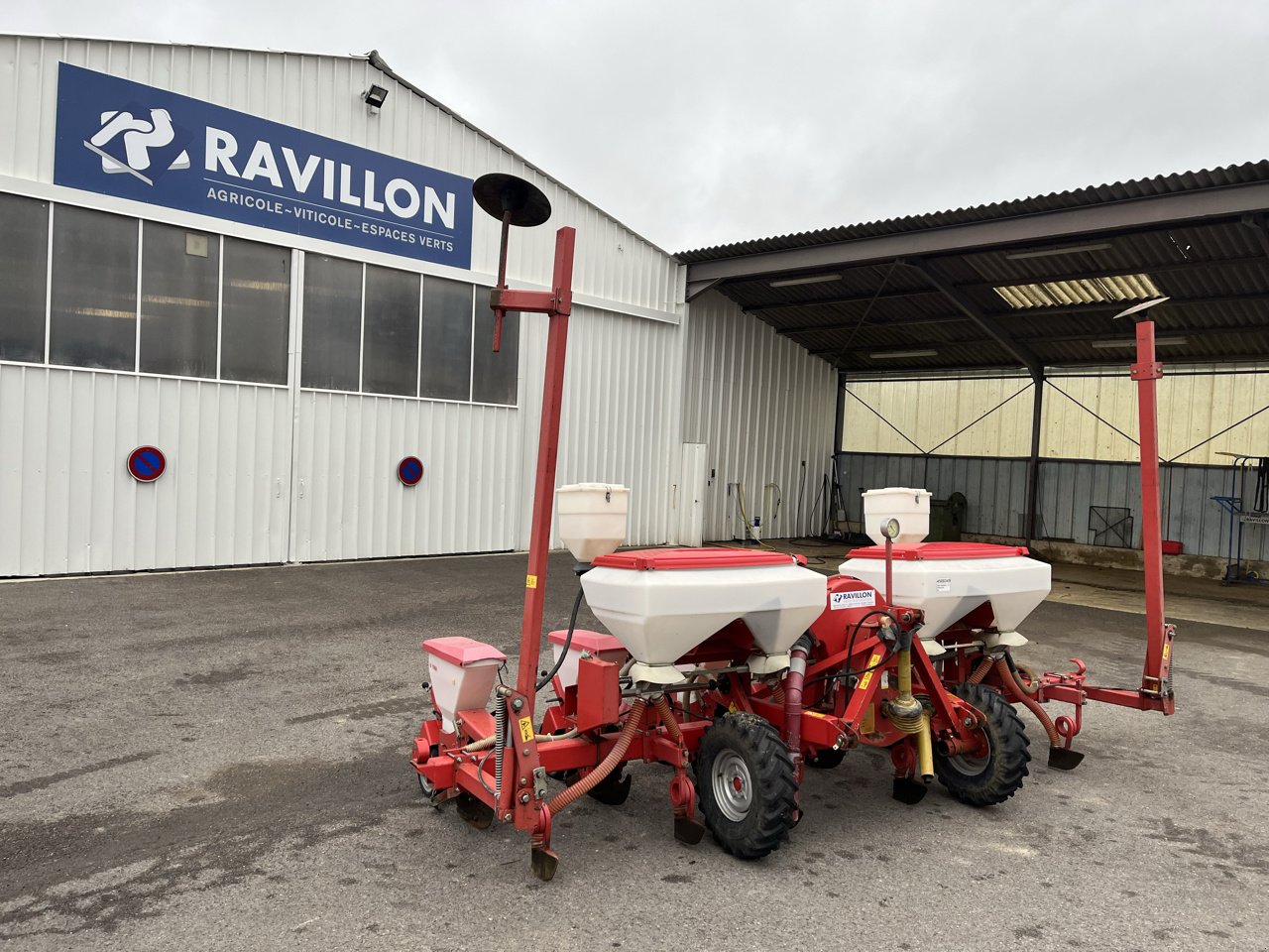 Einzelkornsägerät des Typs Kverneland Optima, Gebrauchtmaschine in VERT TOULON (Bild 1)