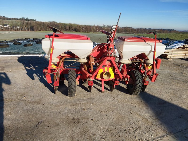 Einzelkornsägerät des Typs Kverneland Optima, Gebrauchtmaschine in St. Wolfgang (Bild 1)