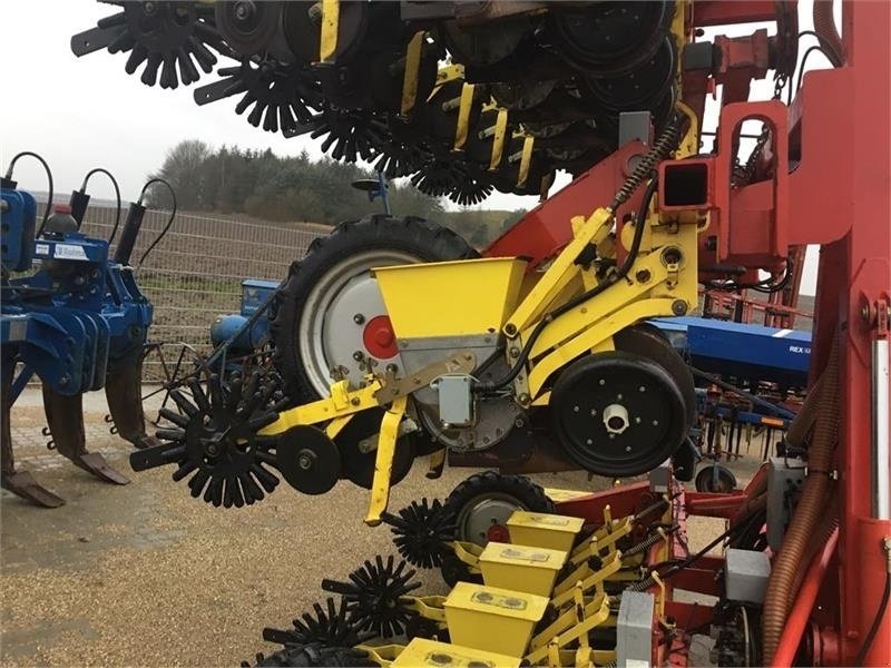 Einzelkornsägerät del tipo Kverneland UNICORN 18 rk. Direkte / Syncro-Drive, Gebrauchtmaschine In Mern (Immagine 7)