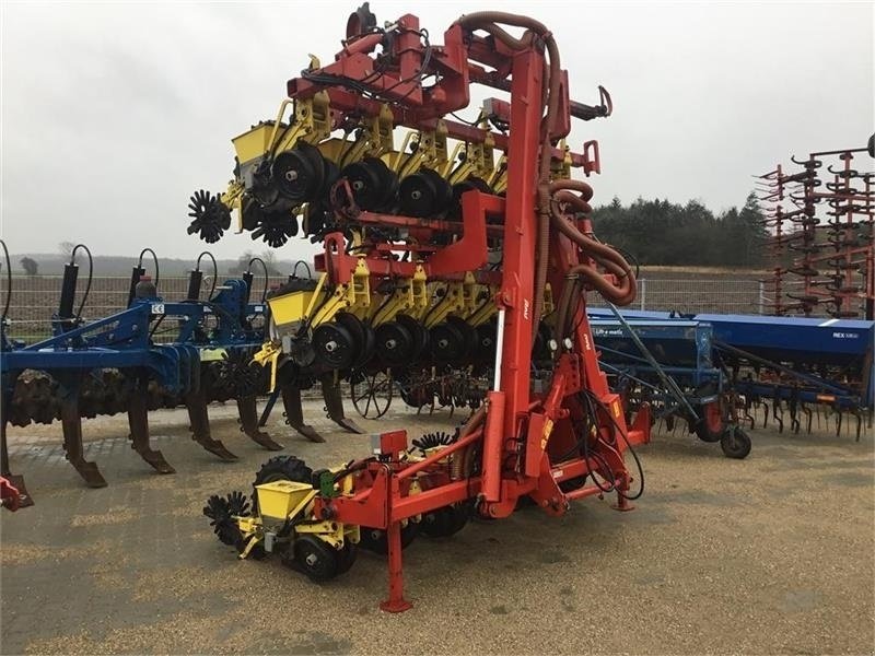 Einzelkornsägerät del tipo Kverneland UNICORN 18 rk. Direkte / Syncro-Drive, Gebrauchtmaschine In Mern (Immagine 2)