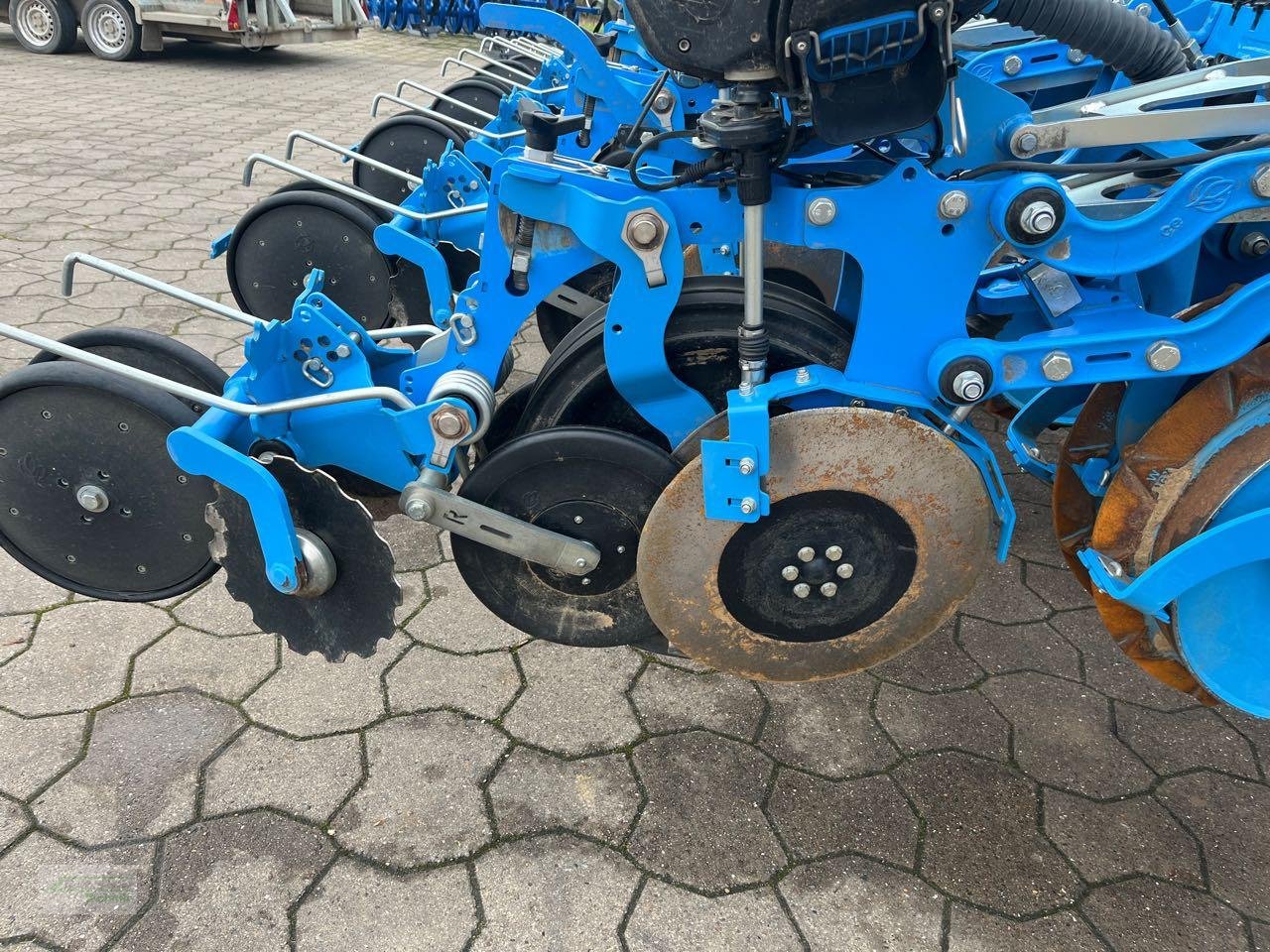 Einzelkornsägerät du type Lemken Azurit 10 K8, Gebrauchtmaschine en Coppenbruegge (Photo 3)