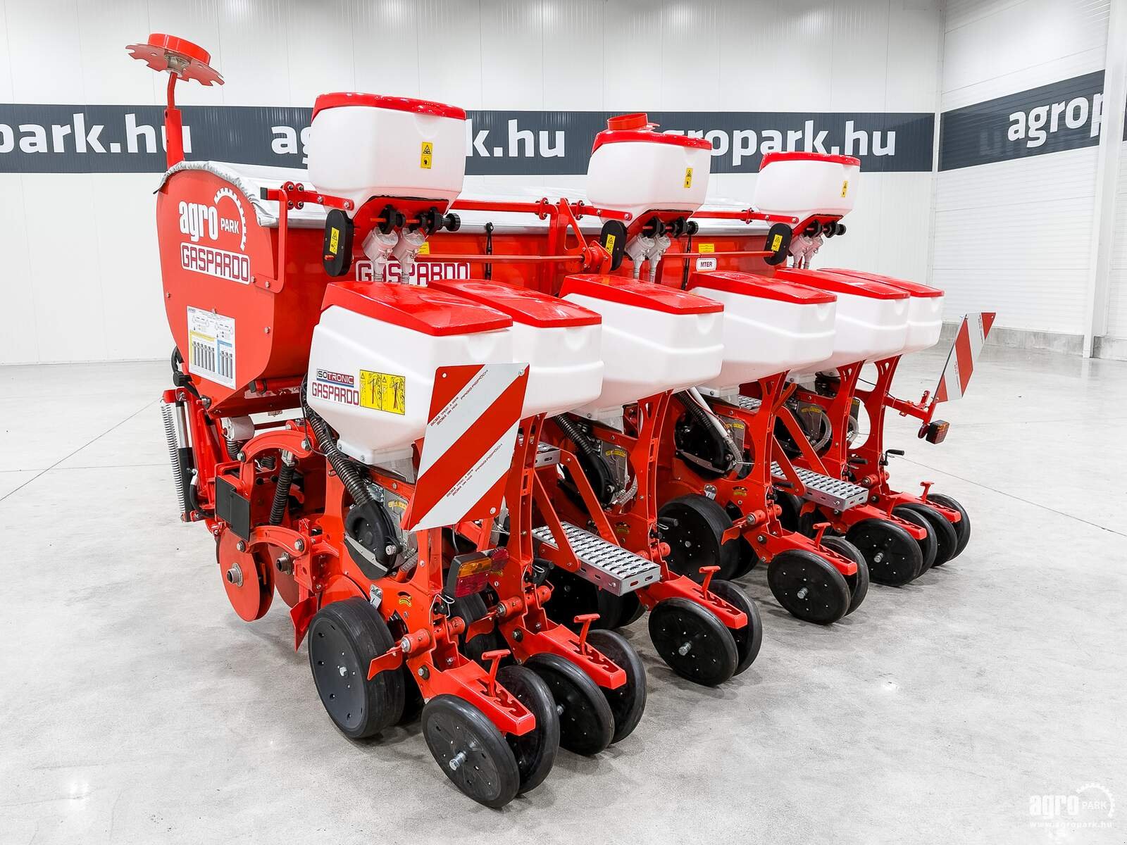Einzelkornsägerät typu Maschio MTE Isotronic UNUSED 6-row ISOBUS precision seed drill with mechanical microgranulate dispenser, Gebrauchtmaschine w Csengele (Zdjęcie 2)