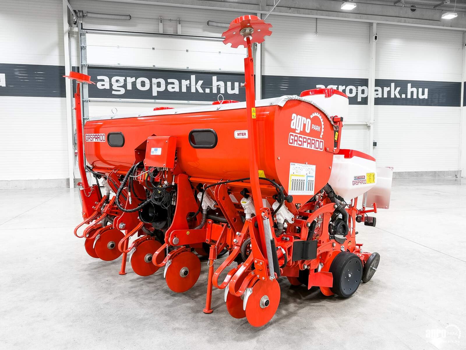 Einzelkornsägerät typu Maschio MTE Isotronic UNUSED 6-row ISOBUS precision seed drill with mechanical microgranulate dispenser, Gebrauchtmaschine w Csengele (Zdjęcie 3)