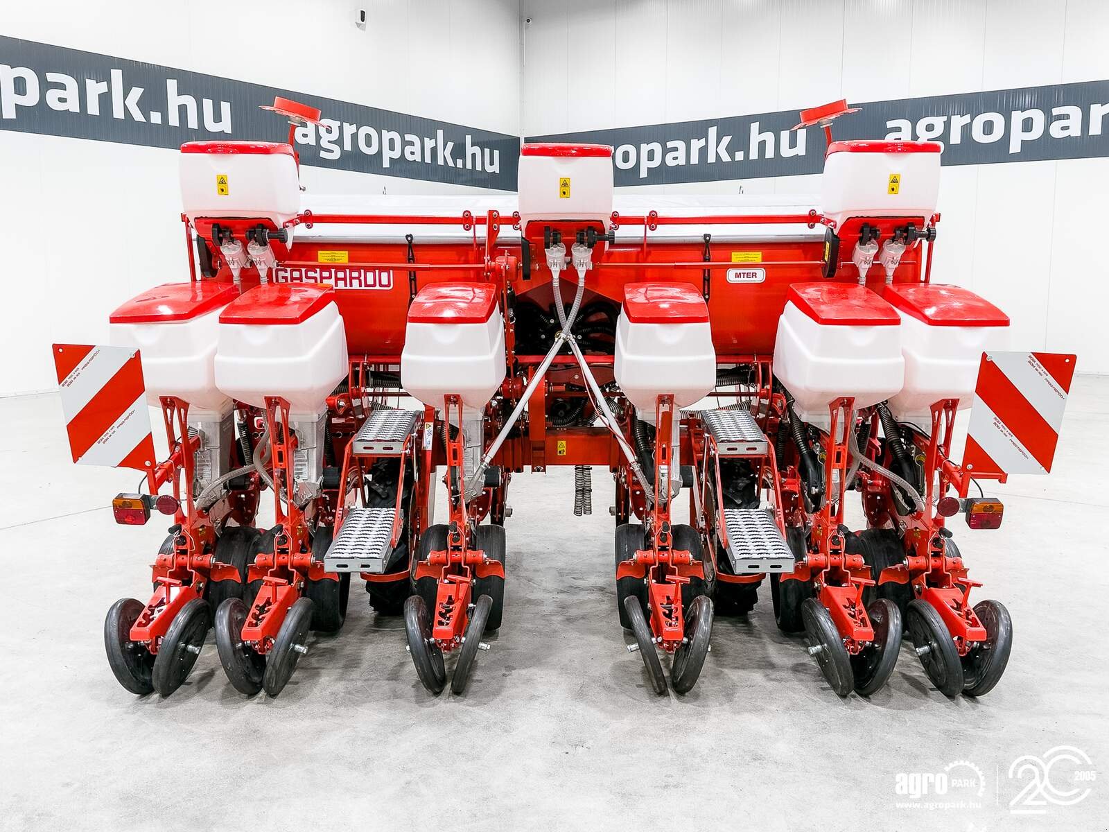 Einzelkornsägerät typu Maschio MTE Isotronic UNUSED 6-row ISOBUS precision seed drill with mechanical microgranulate dispenser, Gebrauchtmaschine w Csengele (Zdjęcie 7)