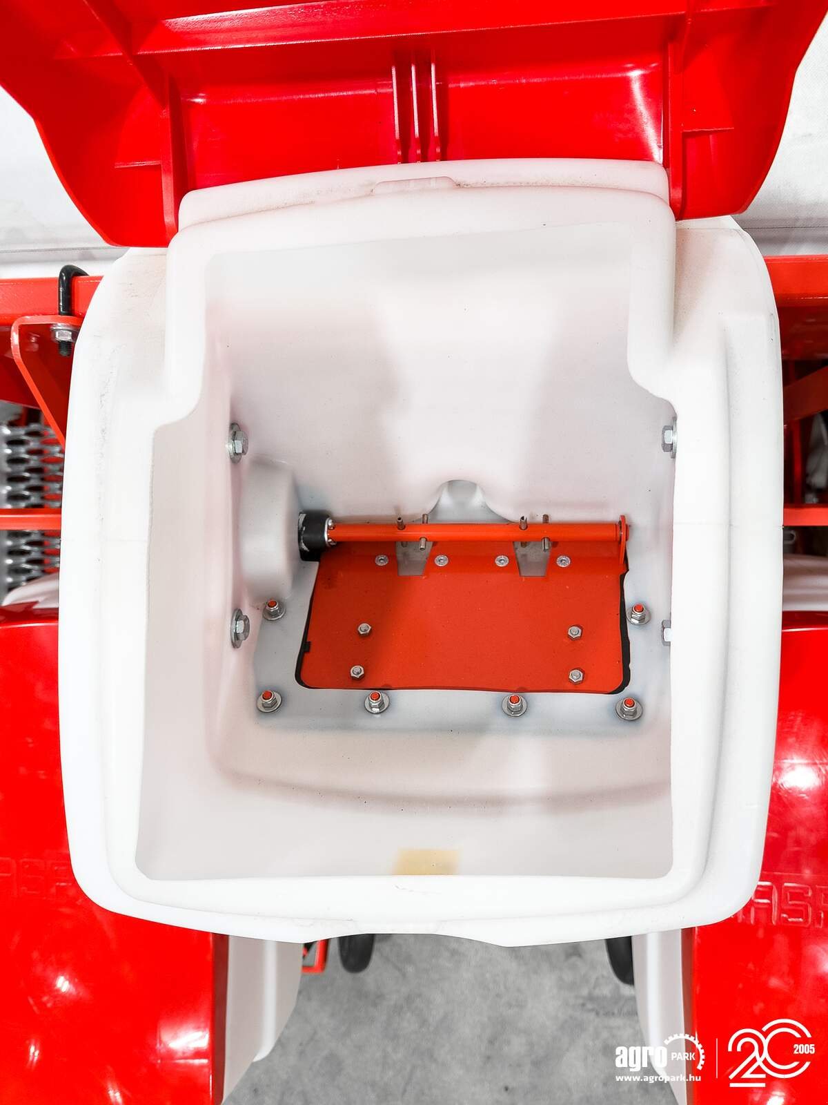 Einzelkornsägerät typu Maschio MTE Isotronic UNUSED 6-row ISOBUS precision seed drill with mechanical microgranulate dispenser, Gebrauchtmaschine w Csengele (Zdjęcie 13)