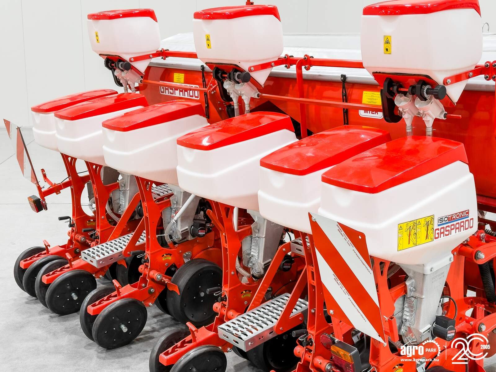 Einzelkornsägerät typu Maschio MTE Isotronic UNUSED 6-row ISOBUS precision seed drill with mechanical microgranulate dispenser, Gebrauchtmaschine w Csengele (Zdjęcie 14)