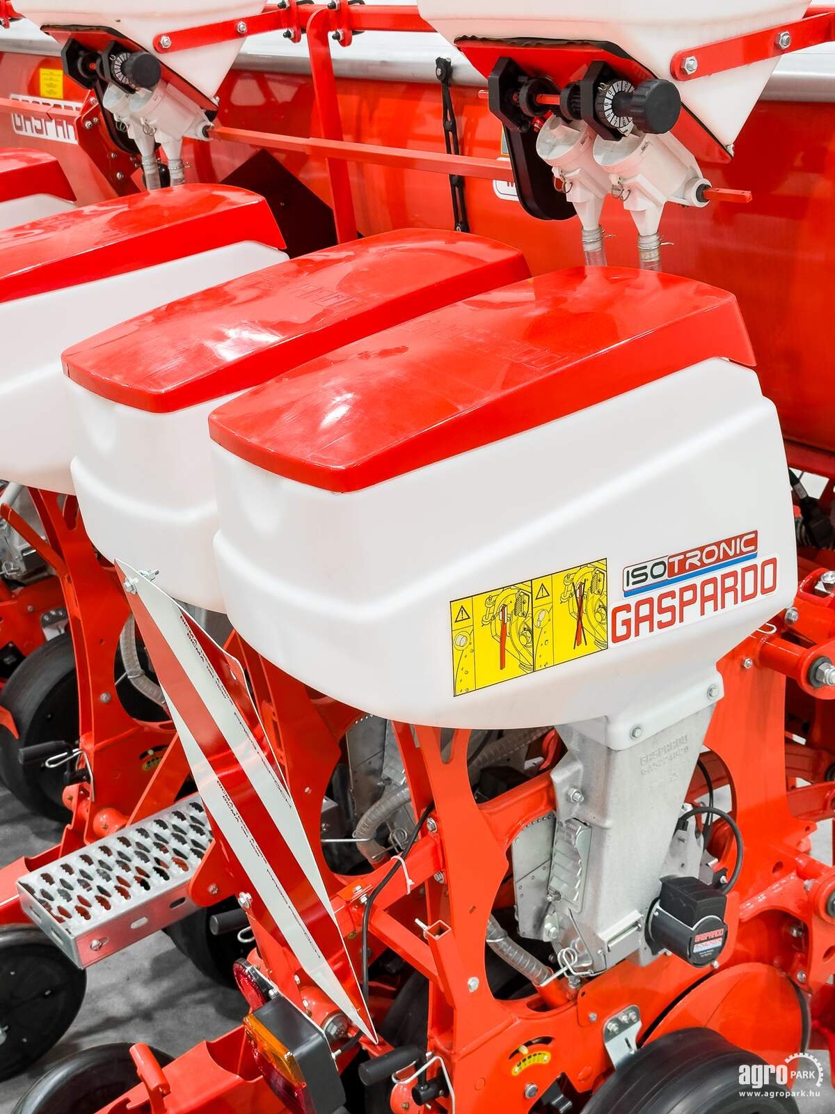 Einzelkornsägerät tip Maschio MTE Isotronic UNUSED 6-row ISOBUS precision seed drill with mechanical microgranulate dispenser, Gebrauchtmaschine in Csengele (Poză 15)
