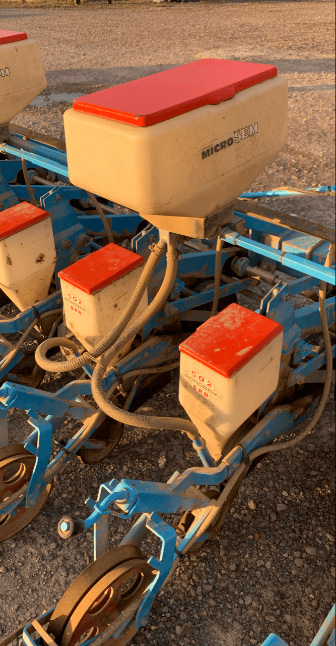 Einzelkornsägerät of the type Monosem 12 RANGS-45CM, Gebrauchtmaschine in CINTHEAUX (Picture 6)