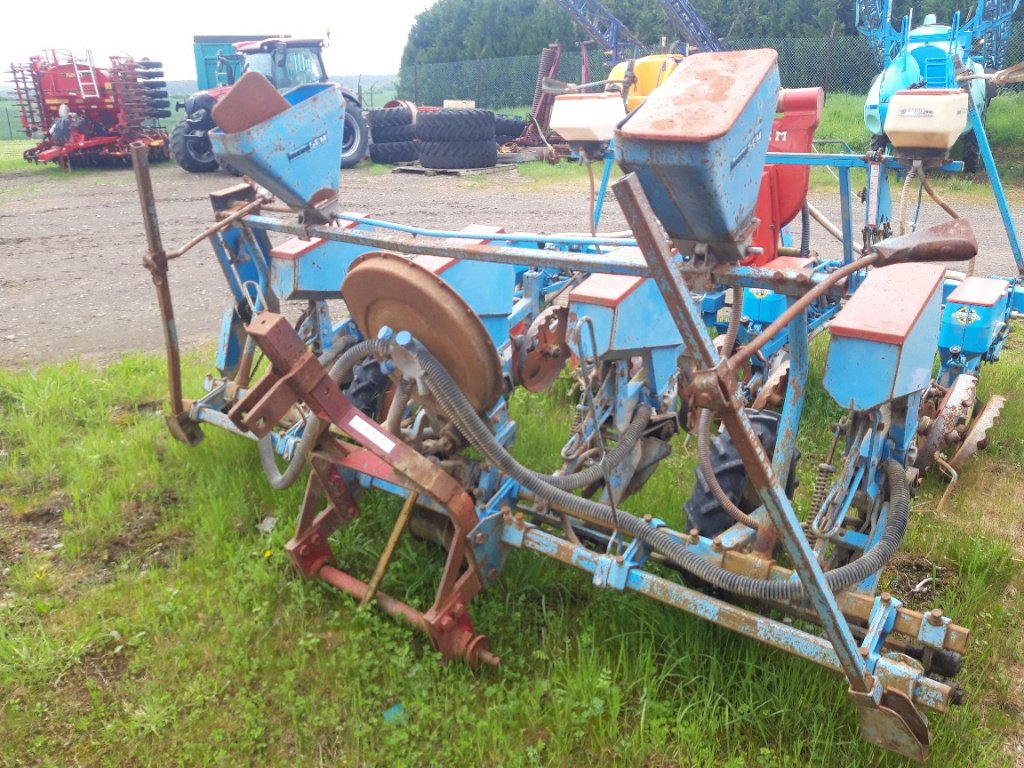 Einzelkornsägerät типа Monosem 4 Rangs, Gebrauchtmaschine в BRAS SUR MEUSE (Фотография 3)