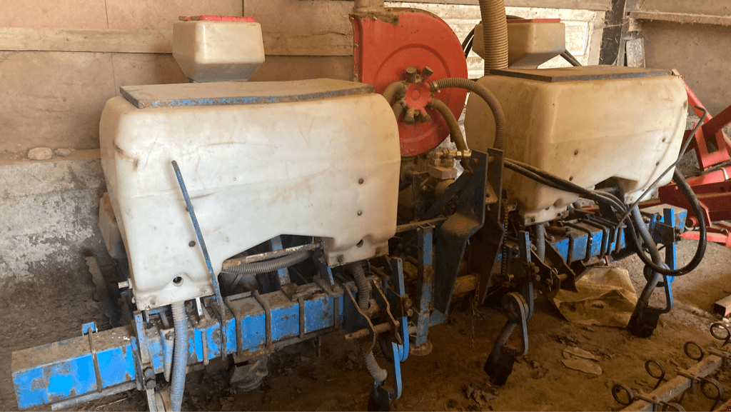 Einzelkornsägerät του τύπου Monosem 4 RANGS, Gebrauchtmaschine σε CONDE SUR VIRE (Φωτογραφία 1)