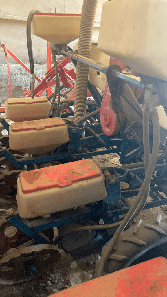 Einzelkornsägerät του τύπου Monosem 4 RANGS, Gebrauchtmaschine σε CONDE SUR VIRE (Φωτογραφία 3)