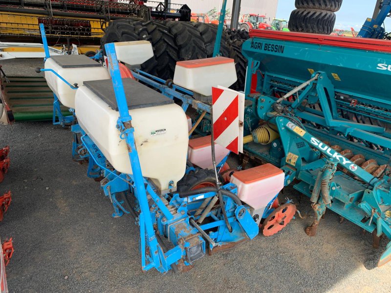 Einzelkornsägerät du type Monosem 4 RANGS, Gebrauchtmaschine en CONDE SUR VIRE (Photo 1)