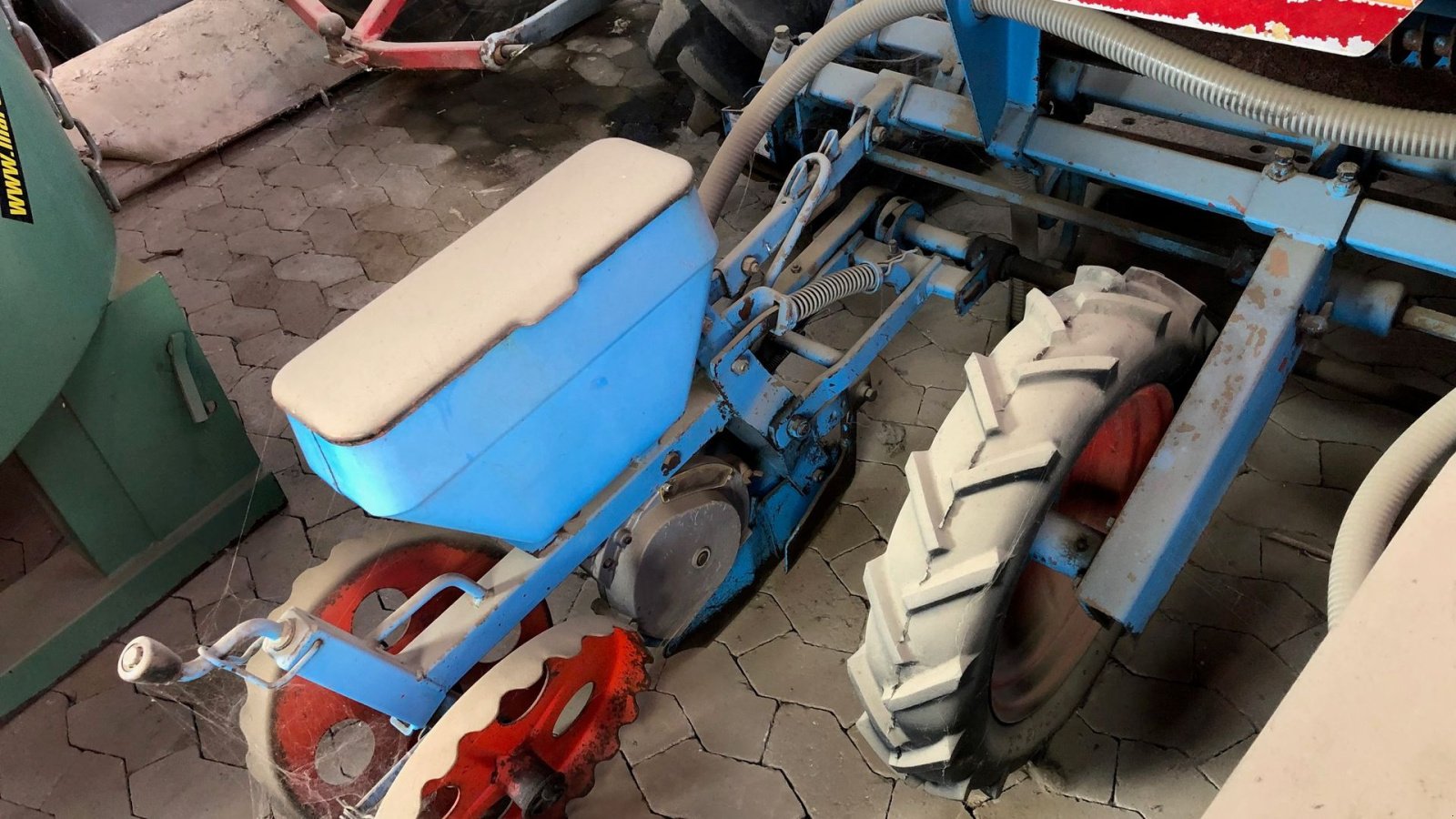 Einzelkornsägerät of the type Monosem 4 rk, Gebrauchtmaschine in Store Heddinge (Picture 4)