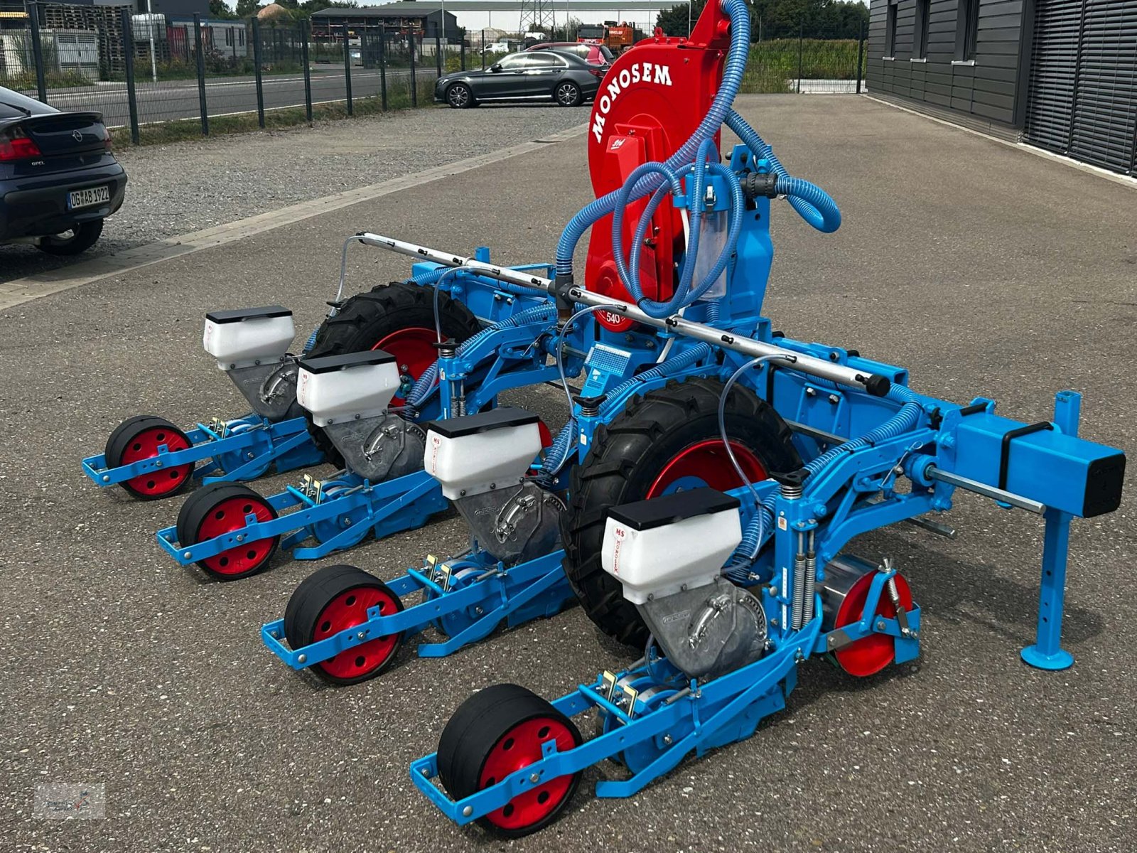 Einzelkornsägerät of the type Monosem MSC, Neumaschine in Mahlberg-Orschweier (Picture 8)