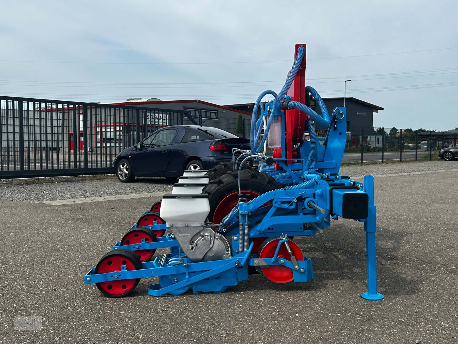 Einzelkornsägerät of the type Monosem MSC, Neumaschine in Mahlberg-Orschweier (Picture 11)