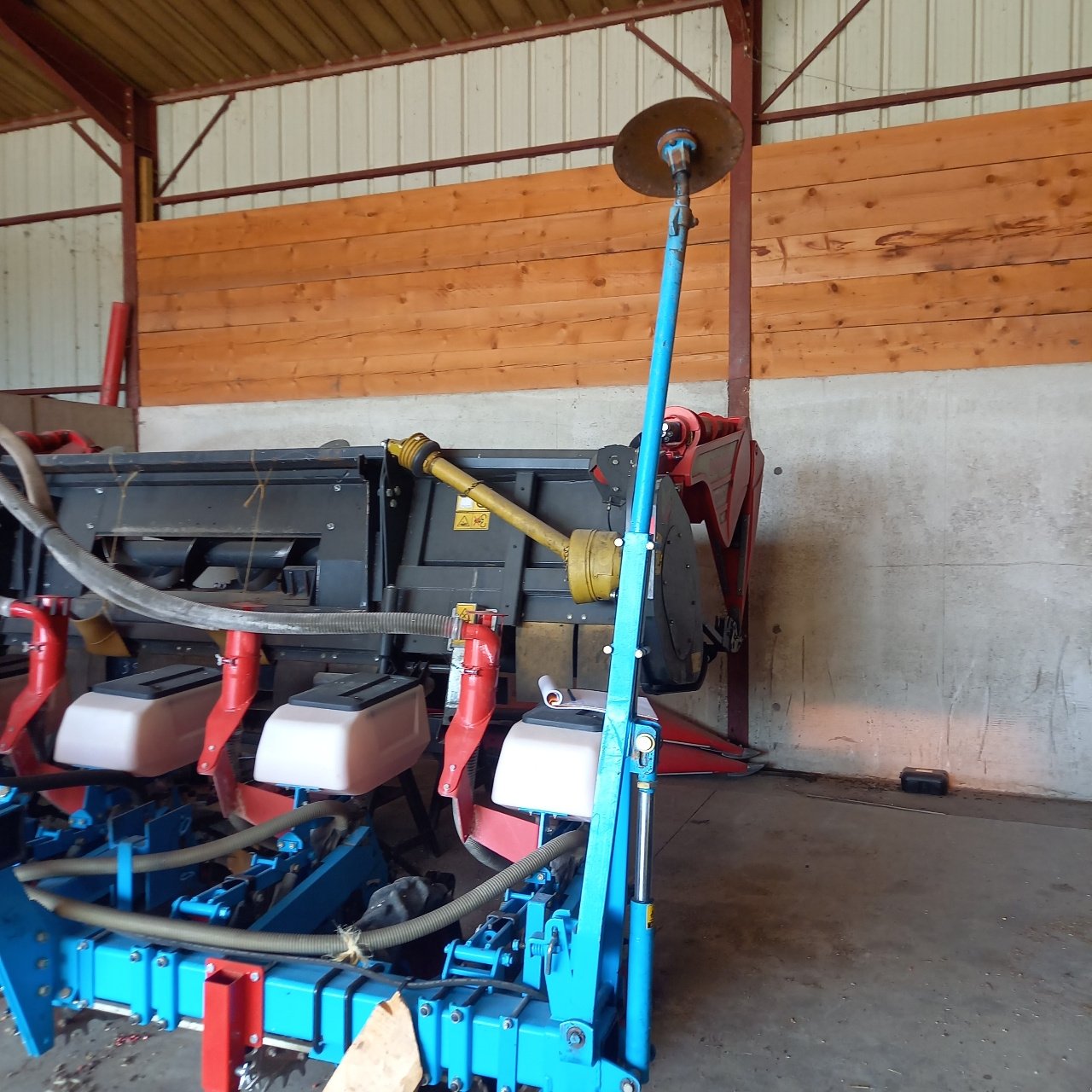 Einzelkornsägerät tip Monosem NG+, Gebrauchtmaschine in SAINT-HILAIRE-EN-PUISEAUX (Poză 4)