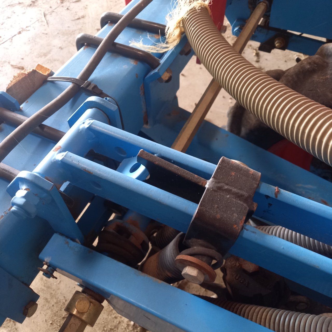 Einzelkornsägerät tip Monosem NG+, Gebrauchtmaschine in SAINT-HILAIRE-EN-PUISEAUX (Poză 2)