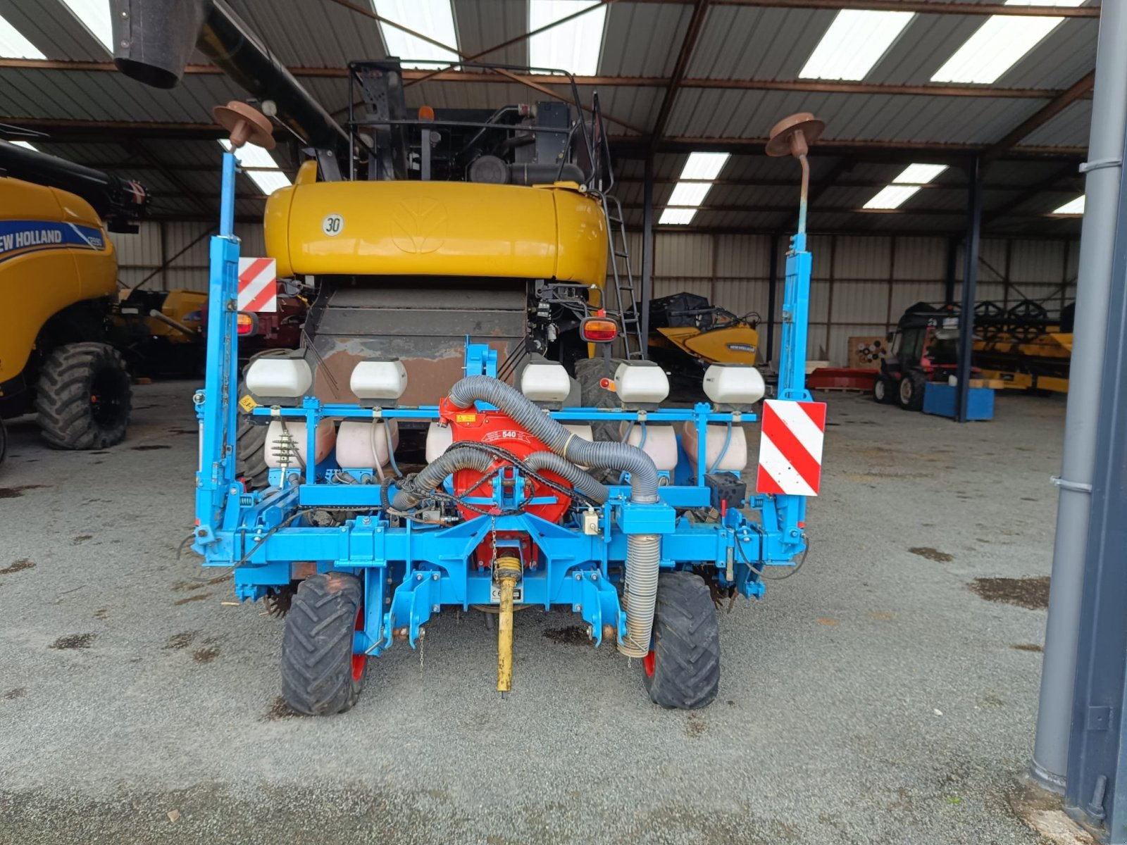 Einzelkornsägerät des Typs Monosem NG+4 7R, Gebrauchtmaschine in Le Horps (Bild 7)