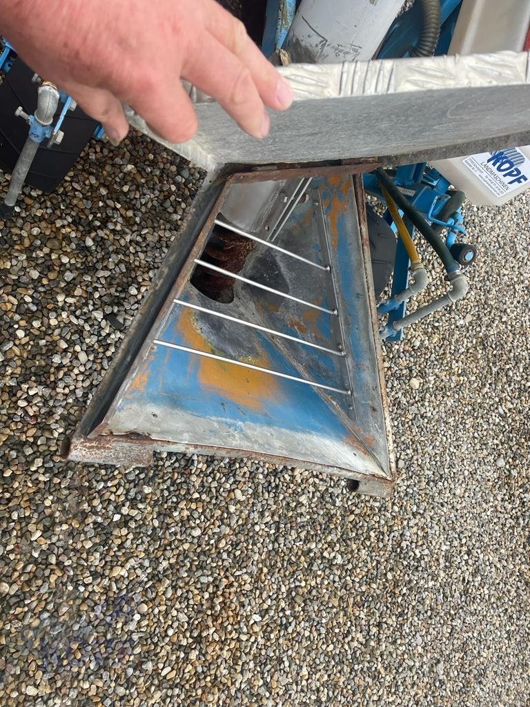 Einzelkornsägerät del tipo Monosem NG 4-reihig 50-75 cm möglich Düngerstreuer, Gebrauchtmaschine In Schutterzell (Immagine 24)