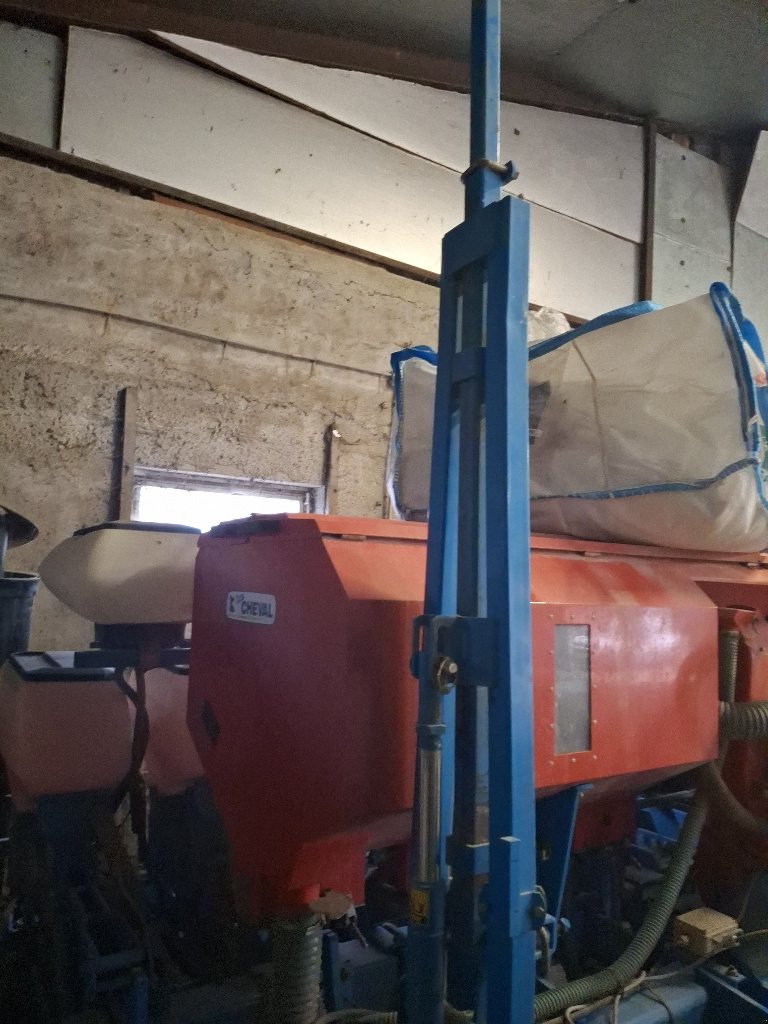 Einzelkornsägerät του τύπου Monosem NG +  6 RANGS FERTI, Gebrauchtmaschine σε BRAS SUR MEUSE (Φωτογραφία 5)