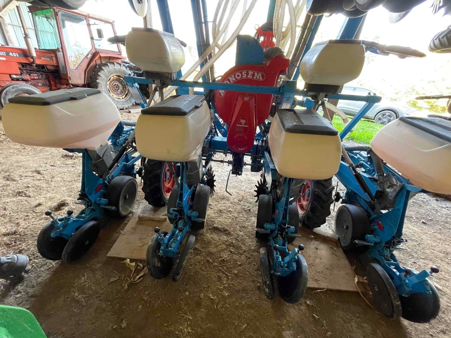 Einzelkornsägerät типа Monosem NG+ 8RGS, Gebrauchtmaschine в Le Horps (Фотография 3)