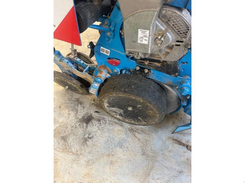 Einzelkornsägerät tip Monosem NG+M-MONOSHOX, Gebrauchtmaschine in ANTIGNY (Poză 5)