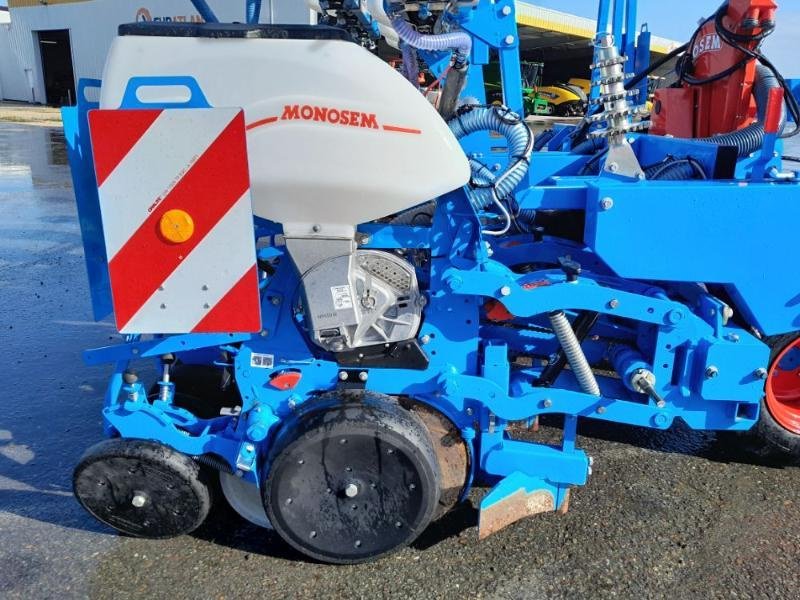 Einzelkornsägerät du type Monosem NG+M-MONOSHOX, Gebrauchtmaschine en ANTIGNY (Photo 10)