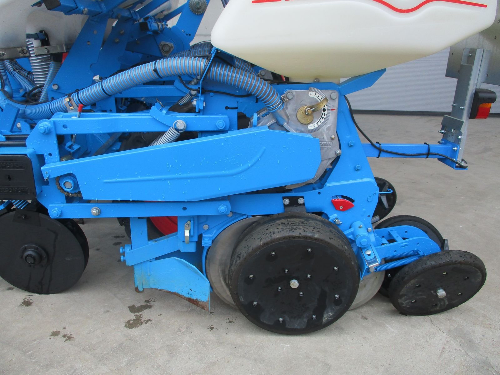 Einzelkornsägerät des Typs Monosem NG plus 4, Vorführmaschine in Altenmarkt (Bild 9)