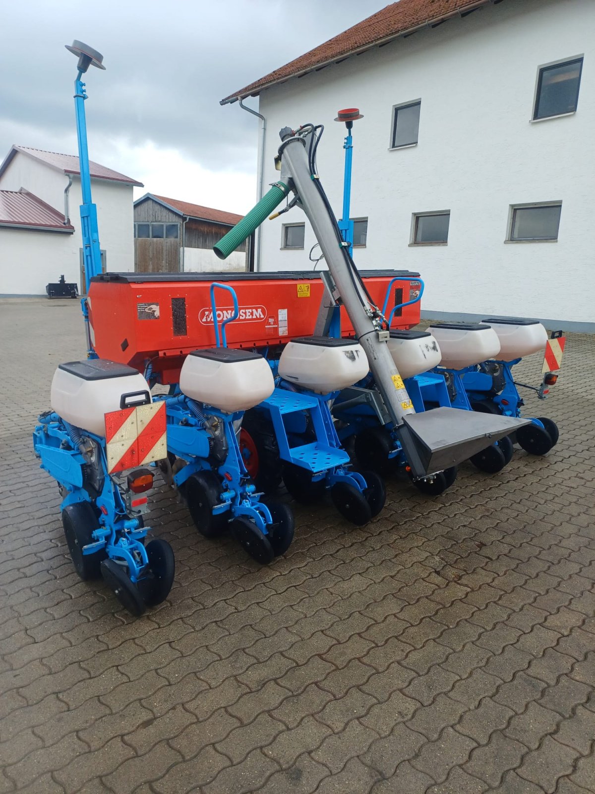 Einzelkornsägerät of the type Monosem NG Plus 4, Gebrauchtmaschine in Neumarkt-St.Veit (Picture 1)