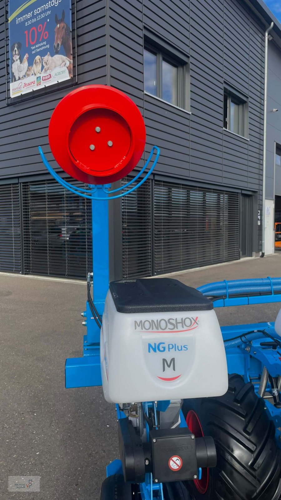 Einzelkornsägerät of the type Monosem NG-Plus ME, Neumaschine in Mahlberg-Orschweier (Picture 10)