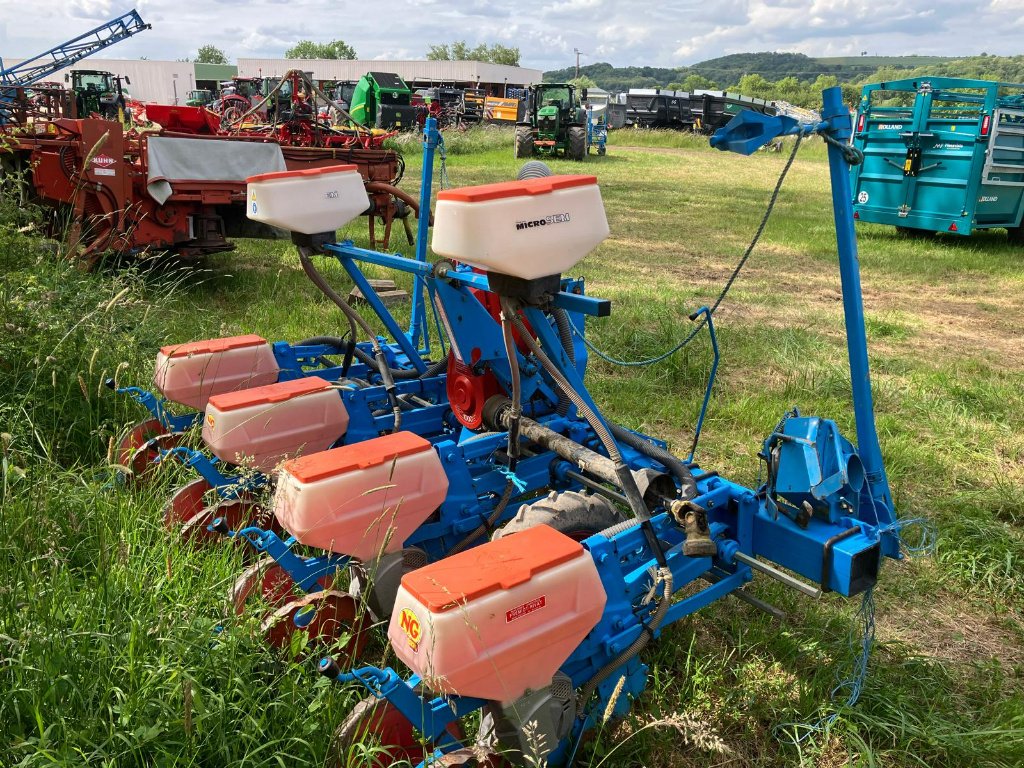 Einzelkornsägerät tip Monosem Ng, Gebrauchtmaschine in VIRECOURT (Poză 2)