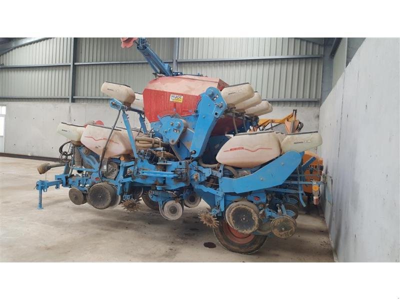 Einzelkornsägerät от тип Monosem NX WINGFOLD, Gebrauchtmaschine в CHAUMONT (Снимка 3)