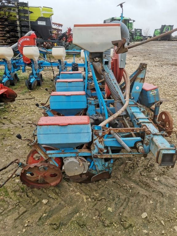 Einzelkornsägerät des Typs Monosem PNU, Gebrauchtmaschine in SAINT LOUP (Bild 2)