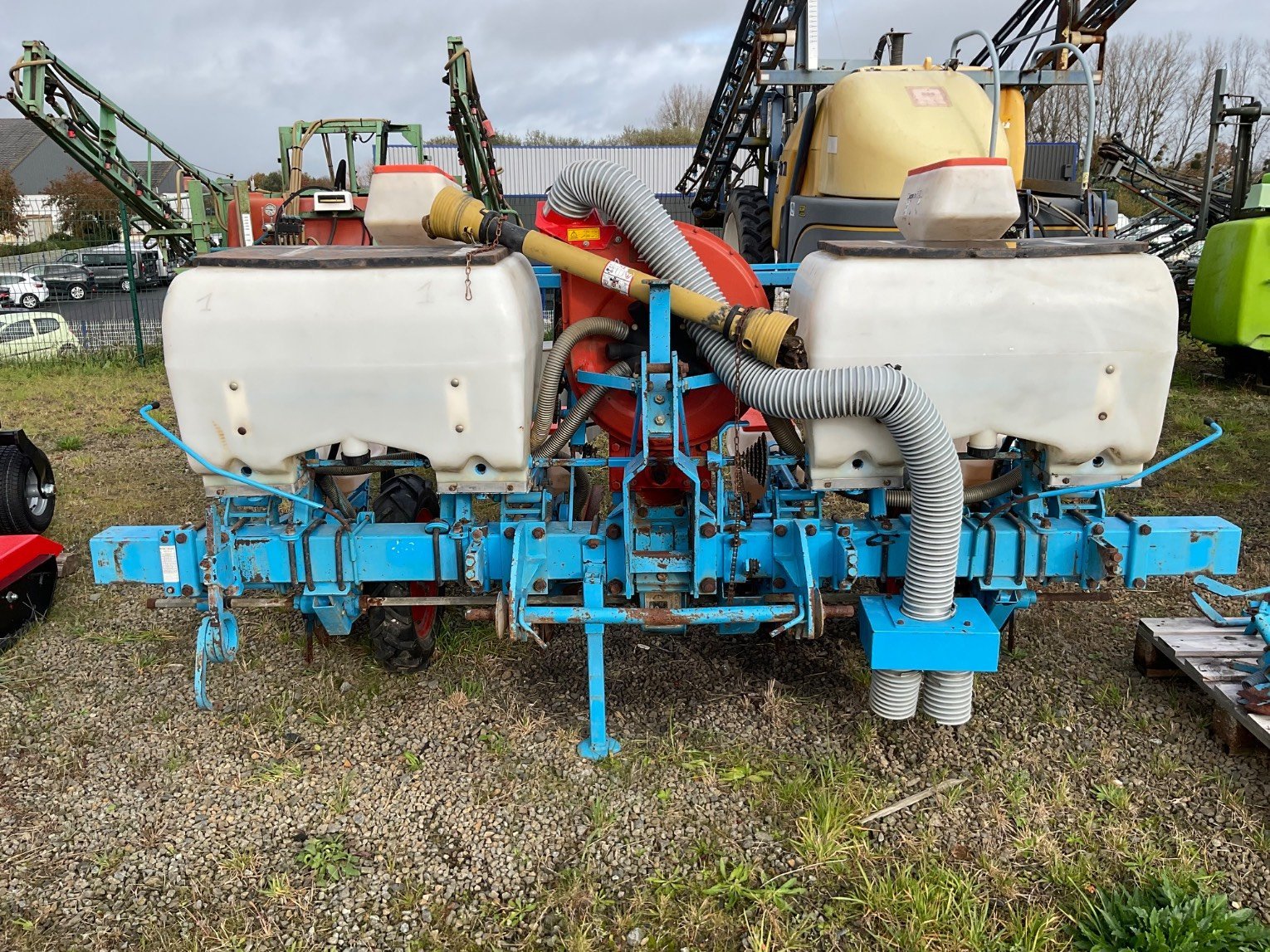 Einzelkornsägerät tip Monosem Semoir monograine NG Monosem, Gebrauchtmaschine in SAINT CLAIR SUR ELLE (Poză 1)