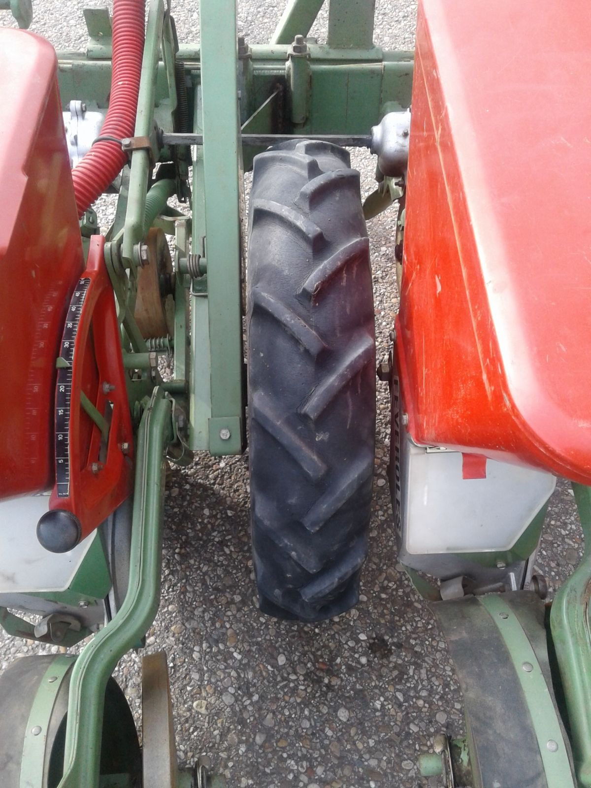 Einzelkornsägerät tipa Nodet 6 Reihig, Gebrauchtmaschine u Harmannsdorf-Rückersdorf (Slika 14)