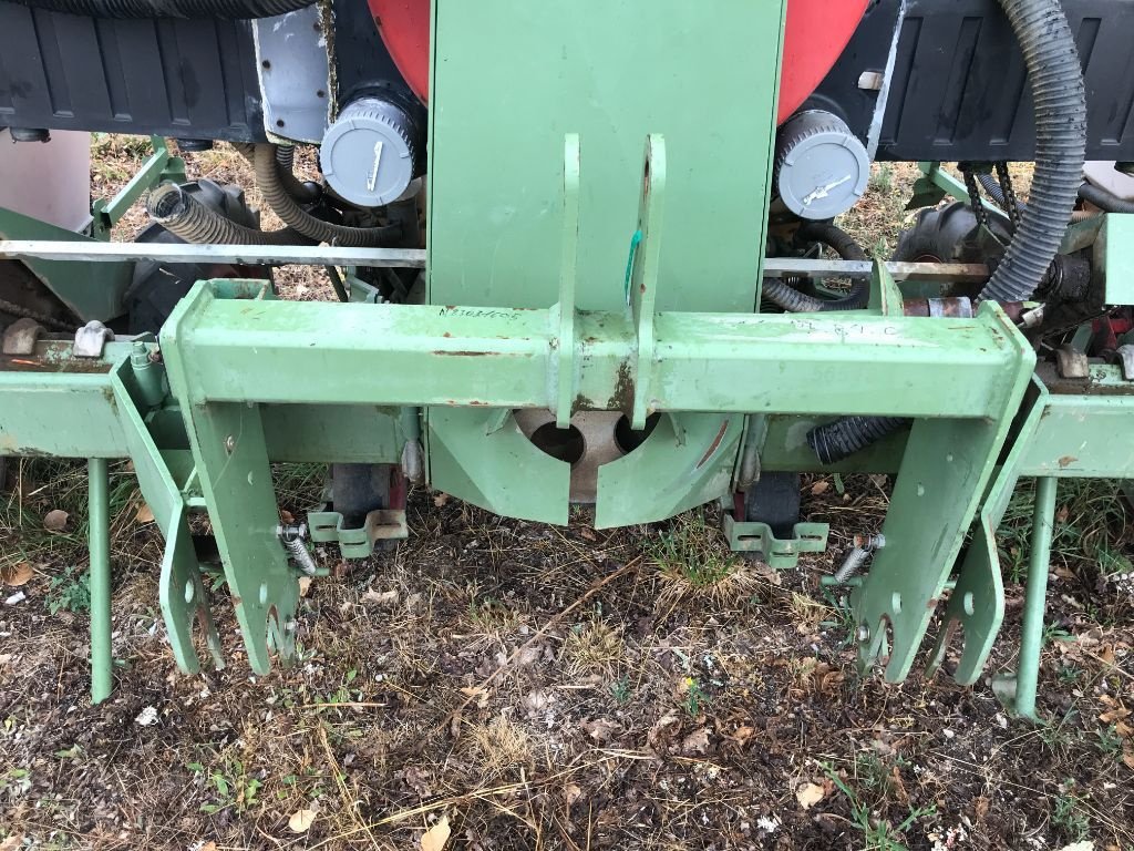 Einzelkornsägerät του τύπου Nodet PL 2, Gebrauchtmaschine σε MORLHON LE HAUT (Φωτογραφία 11)