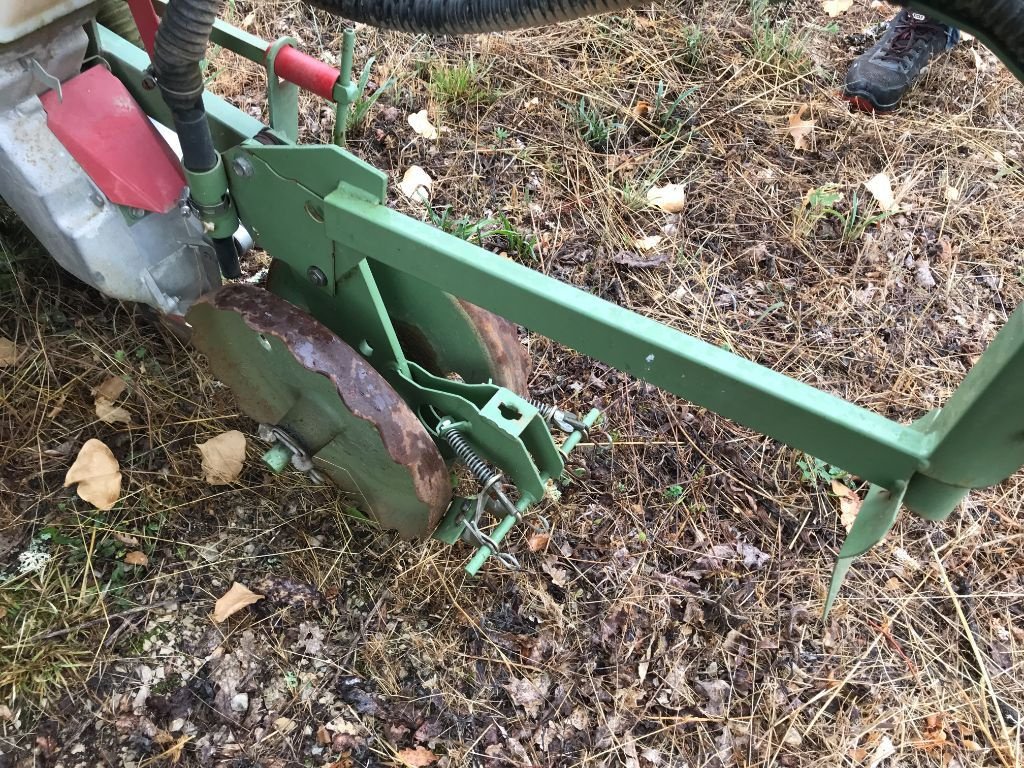 Einzelkornsägerät του τύπου Nodet PL 2, Gebrauchtmaschine σε MORLHON LE HAUT (Φωτογραφία 10)